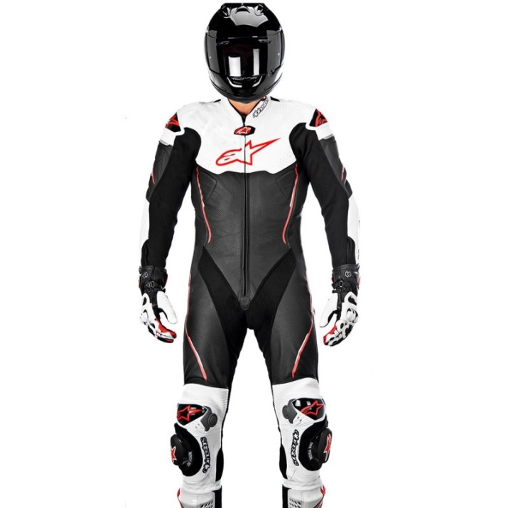 Alpinestars (81 фото): мотоботи, мотоперчатки, мотокуртка, рюкзак, мотокомбинезон, кросівки і інша мотоекіпіровка