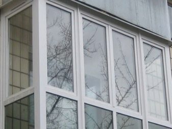 Алюмінієвий або пластиковий балкон: що краще? Чим склити? Які балконні рами вибрати? Плюси і мінуси матеріалів. Відгуки