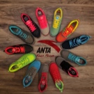 Anta (88 фото): кросівки, кеди, сандалі та інше взуття, рюкзаки, шкарпетки і ветровки, відгуки про спортивному одязі фірми