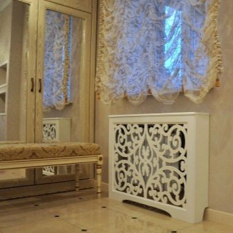 Ажурне різьблення: пропильная і прорізна. Чим відрізняється від плосковыемчатой різьби по дереву? Технологія виконання мережива
