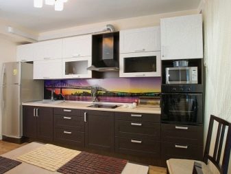 Біло-коричнева кухня (58 фото): особливості кухонного гарнітура в біло-коричневих тонах в інтер’єрі кухні, варіанти дизайну