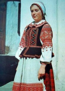 Білоруський національний костюм (67 фото): елементи жіночого народного костюма Білорусі, дитячі, зимові національні костюми