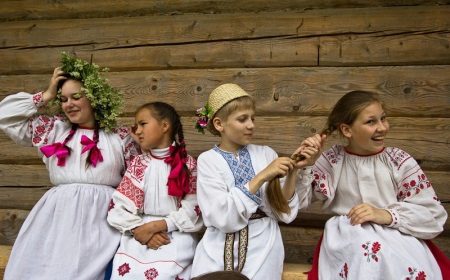 Білоруський національний костюм (67 фото): елементи жіночого народного костюма Білорусі, дитячі, зимові національні костюми