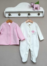 Baby Boom (79 фото): підгузники-трусики, дитячий одяг, коляски, відгуки від мам