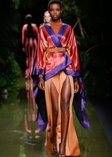 Balmain (85 фото): годинники, одяг, жіночі авторучки та інші аксесуари від бренду, сукні, взуття, піджаки й футболки, відгуки