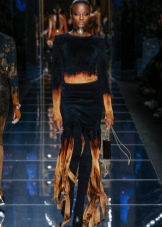 Balmain (85 фото): годинники, одяг, жіночі авторучки та інші аксесуари від бренду, сукні, взуття, піджаки й футболки, відгуки