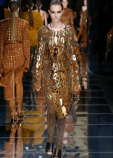 Balmain (85 фото): годинники, одяг, жіночі авторучки та інші аксесуари від бренду, сукні, взуття, піджаки й футболки, відгуки