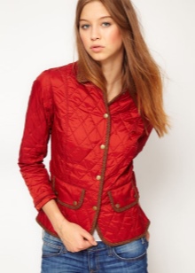 Barbour (71 фото): куртка, кепка, футболки, сорочки і легкий одяг, жіночі шарфи, сумки, в’язані рукавички і годинник