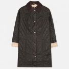 Barbour (71 фото): куртка, кепка, футболки, сорочки і легкий одяг, жіночі шарфи, сумки, в’язані рукавички і годинник