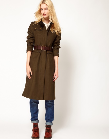 Barbour (71 фото): куртка, кепка, футболки, сорочки і легкий одяг, жіночі шарфи, сумки, в’язані рукавички і годинник