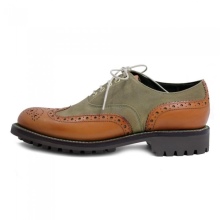 Barbour (71 фото): куртка, кепка, футболки, сорочки і легкий одяг, жіночі шарфи, сумки, в’язані рукавички і годинник