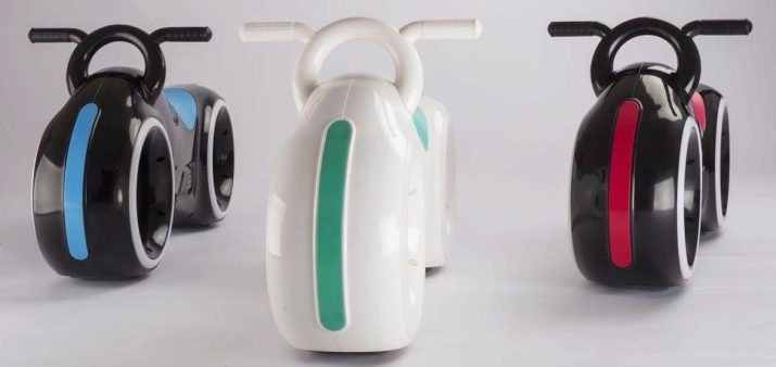 Беговел Star One Scooter: опис дитячих беговелов Tron Bike з LED-підсвічуванням і блютузом. Відгуки батьків