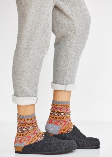 Birkenstock (70 фото): сандалі, клоги, шльопанці та інша дитяча і жіноча ортопедичне взуття, відгуки про якість