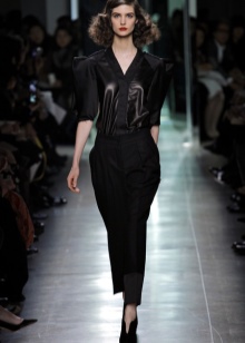 Bottega Veneta (75 фото): сумки і клатчі, парфум, жіночі окуляри і взуття, відгуки про якість
