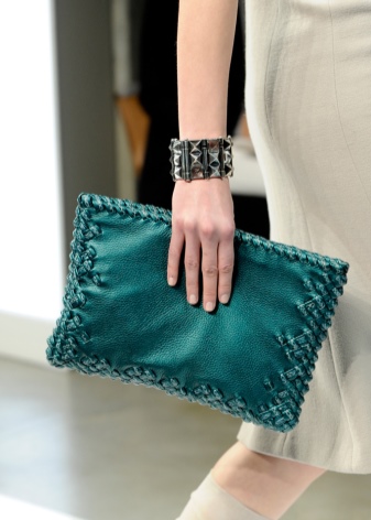 Bottega Veneta (75 фото): сумки і клатчі, парфум, жіночі окуляри і взуття, відгуки про якість