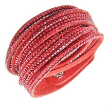 Браслет Swarovski (66 фото): модель зоряний пил, нова колекція з кристалами і камінням, жорсткий зі стразами і підвісками