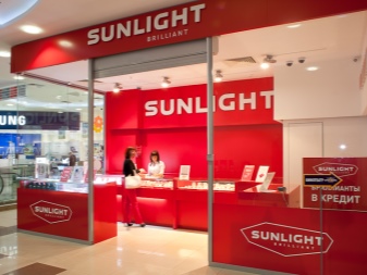 Браслети Sunlight (98 фото): жіночі моделі з шармами текстильні, з перлів і з діамантами, варіанти збору, відгуки