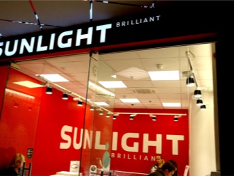 Браслети Sunlight (98 фото): жіночі моделі з шармами текстильні, з перлів і з діамантами, варіанти збору, відгуки