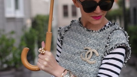 Брошка Chanel (53 фото): як відрізнити оригінал від підробки, камелія літак, брошки в стилі Коко Шанель із бісеру