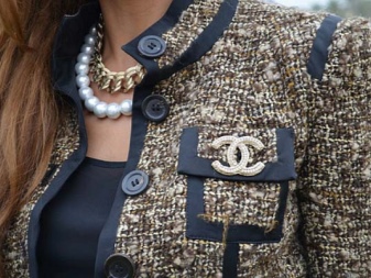 Брошка Chanel (53 фото): як відрізнити оригінал від підробки, камелія літак, брошки в стилі Коко Шанель із бісеру