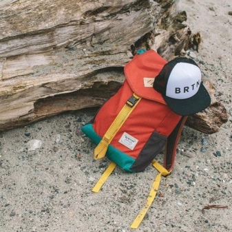 Burton одяг (59 фото): сноуборди і сноубордична одяг, рюкзаки, куртки та жіночі черевики