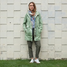 Camel Active (62 фото): сумки та валізи, жіноче взуття і одяг, шкіряні куртки та піджаки, сорочки, джинси і жилети, годинник