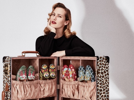 Charlotte Olympia (76 фото): черевики, туфлі і балетки з кішками, сумки, босоніжки і кеди з капсульної колекції