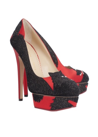 Charlotte Olympia (76 фото): черевики, туфлі і балетки з кішками, сумки, босоніжки і кеди з капсульної колекції