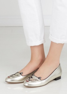 Charlotte Olympia (76 фото): черевики, туфлі і балетки з кішками, сумки, босоніжки і кеди з капсульної колекції