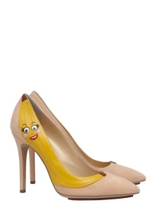 Charlotte Olympia (76 фото): черевики, туфлі і балетки з кішками, сумки, босоніжки і кеди з капсульної колекції