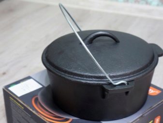 Чавунні казани (30 фото): моделі з кришкою і піччю на 8, 12 і 16 літрів, особливості казанів з Узбекистану. Як підготувати до першого використання?