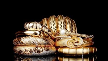 Червоне золото (24 фото): проби, що це таке і як виглядає колір, застосування у виробах та інших сферах