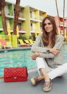 Chiara Ferragni (77 фото): місяцеходи та інше взуття, рюкзак і сумки від бренд, відгуки про кросівки