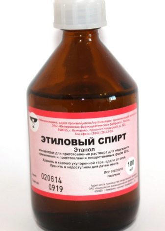 Чим відмити душову кабіну від вапняного нальоту? 21 фото Як помити поверхні в домашніх умовах, як почистити скло від відкладень народними засобами