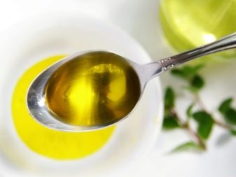 Чим і як годувати цуценя? 22 фото Особливості годівлі. Скільки разів на день можна давати їжу? Раціон цуценя в 4-5 місяців. Коли потрібно переводити на дворазове харчування?