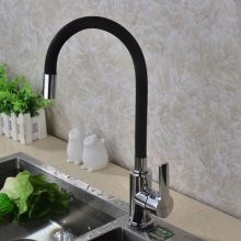 Чорні змішувачі для кухні (23 фото): огляд кухонних кранів чорного кольору з граніту, плюси і мінуси керамічних моделей чорного кольору з висувною лійкою для миття