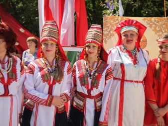 Чуваська національний костюм (53 фото): жіночий традиційний наряд чувашів, сучасні костюми Чувашії