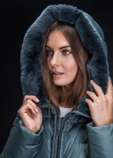 Clasna (59 фото): пуховики і утеплена куртка, плащ, куртка, пальто та інший жіночий верхній одяг, відгуки