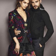 Class Roberto Cavalli (50 фото): сумки та рюкзаки колекції White, пуховик і плаття, гаманець і парасолю з клатчем від бренду