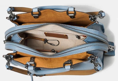 Coach сумки (64 фото): взуття, парфуми New York й інший модний парфум