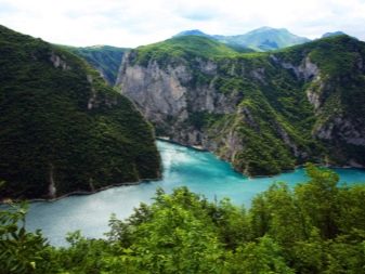 Црно-Езер (38 фото): особливості чорного озера в Чорногорії