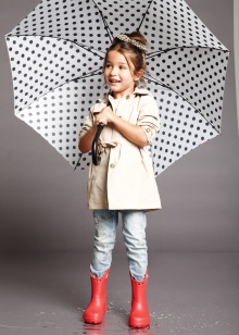 Crocs (74 фото): взуття, гумові чоботи, дитячі сабо і сандалі, жіночі кеди і балетки, в’єтнамки, розмірна сітка