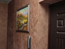 Декоративна штукатурка для внутрішньої обробки коридору (71 фото): оздоблення стін в інтер’єрі передпокою, фактурна і венеціанська штукатурки