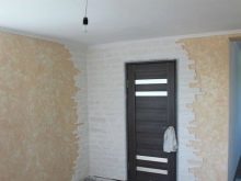 Декоративна штукатурка для внутрішньої обробки коридору (71 фото): оздоблення стін в інтер’єрі передпокою, фактурна і венеціанська штукатурки
