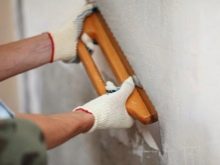 Декоративна штукатурка для внутрішньої обробки коридору (71 фото): оздоблення стін в інтер’єрі передпокою, фактурна і венеціанська штукатурки