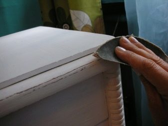 Декупаж комода (29 фото): декорування старого комода в домашніх умовах в стилі прованс, заготовки для декупажу своїми руками