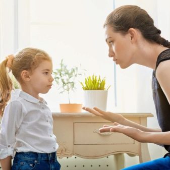 Дитячі акваріуми (17 фото): як вибрати акваріум для дітей? Будь акваріумних рибок можна туди заселити?