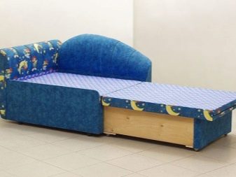 Дитячі розкладні дивани (55 фото): розсувні диванчики “клік-кляк” і “розкладачка”, з ящиком для білизни, висувні вбік і вперед