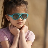Дитячі сонцезахисні окуляри (73 фото): модні сонячні окуляри Spy kids, моделі для дітей, надійний захист від сонця