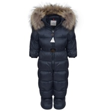 Дитячий комбінезон Moncler (65 фото): зимовий пуховий напівкомбінезон Монклер для дівчаток, відгуки
